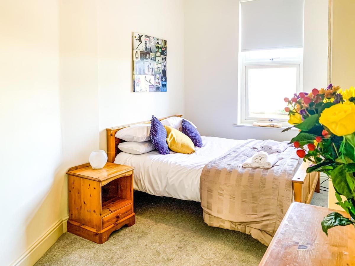 The Vines - Stunning Period Home With Free Parking Йорк Экстерьер фото