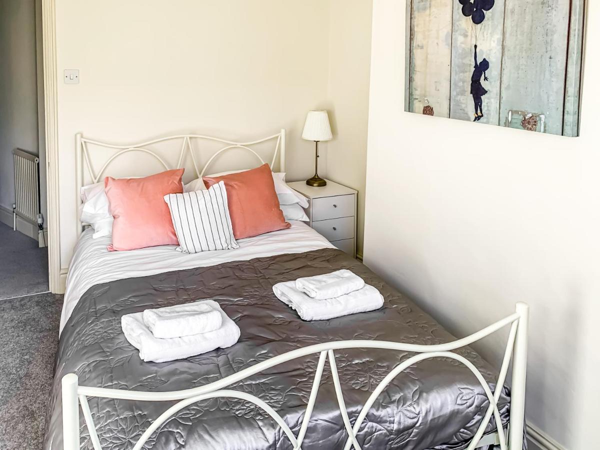The Vines - Stunning Period Home With Free Parking Йорк Экстерьер фото