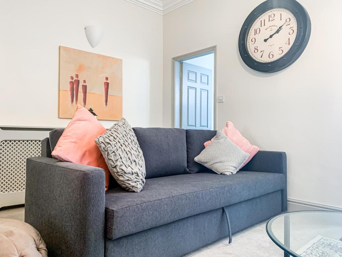 The Vines - Stunning Period Home With Free Parking Йорк Экстерьер фото
