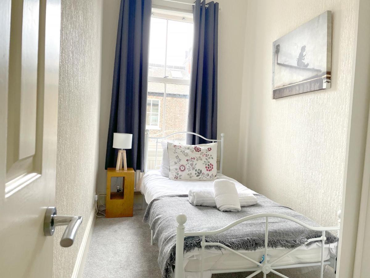 The Vines - Stunning Period Home With Free Parking Йорк Экстерьер фото