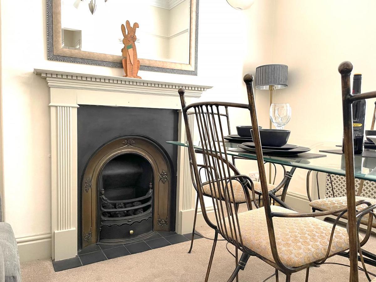 The Vines - Stunning Period Home With Free Parking Йорк Экстерьер фото